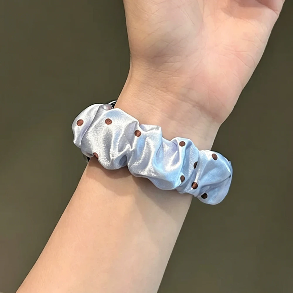 Elegant Scrunchie Fabric Strap for Smartwatches - Stretchy Bracelet Accessory