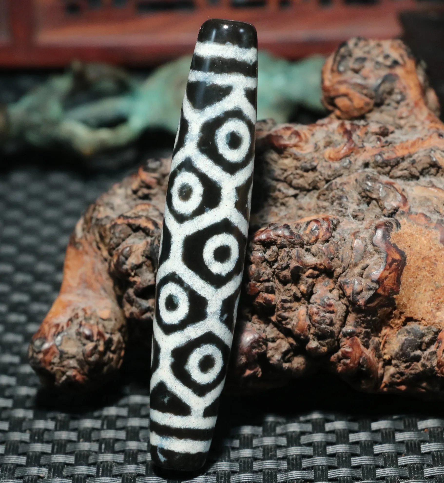 

Unique Magic Power Energy Tibetan Old Agate 15 Eyed Turtle Shell Lonegevity Long dZi Bead Pendant Amulet Talisman RT0720d4