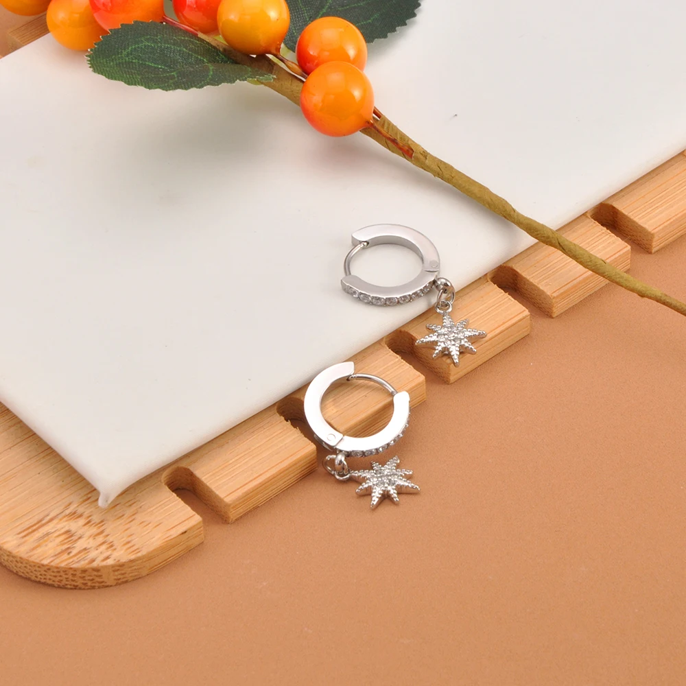 JeeMango Trendige Edelstahl-Ohrringe mit Strass-Sternen für Damen, vergoldet, wasserdicht, Zirkon-Ohrreif, Schmuck, Geschenk, E26063 – Detail 14