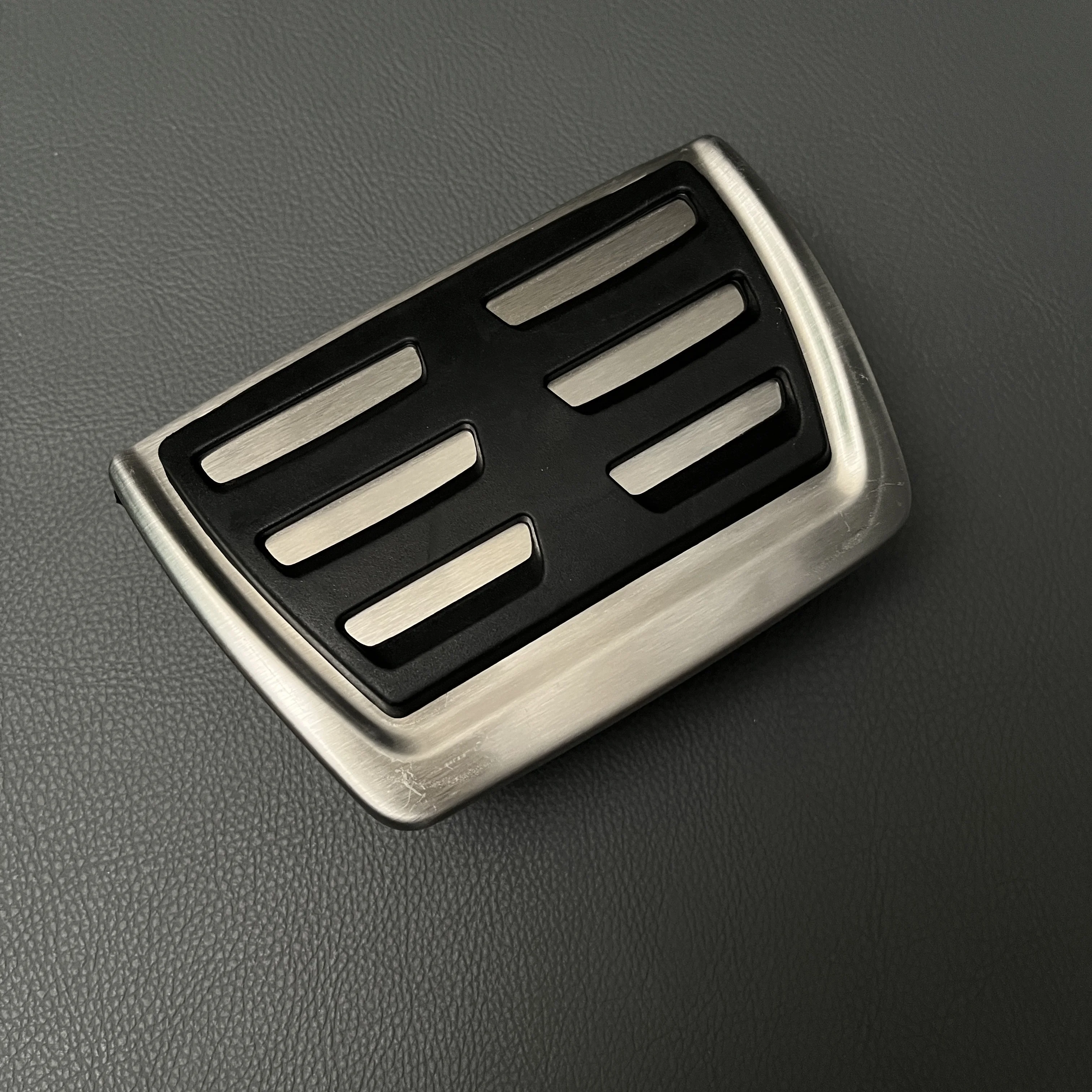 3PCS For Audi A6 C8 Stainless Steel AT Sedan Auto Stainless Steel Fuel Brake Footrest Pedal Car Pedals Pad