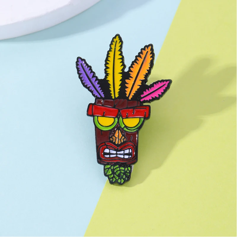 Enamel Pins Metal Brooch Metal Pins Lapel Pins Cartoon Pins Fashion Brooches Medal Badge Anime Crash Bandicoot Mask Badge Game Character Brooch Bag Clothing Pin Accessories Gifts for Friends