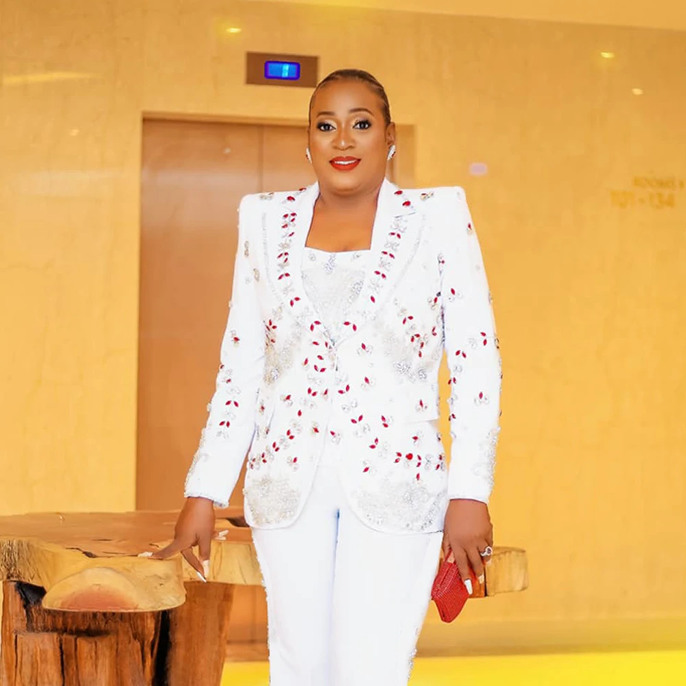 ExquisiteCrystalsBeadedWomenTuxedosFormalPartyDiamondsJacketPantsSuitCustomMade