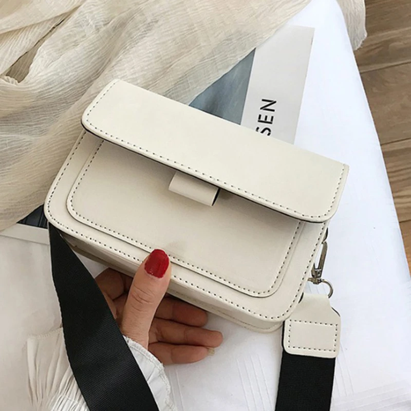 Ladies Messenger Solid Color 2023 New Trendy Wide Shoulder Strap Small Square Retro Casual Simple Crossbody Bag_voghion.com