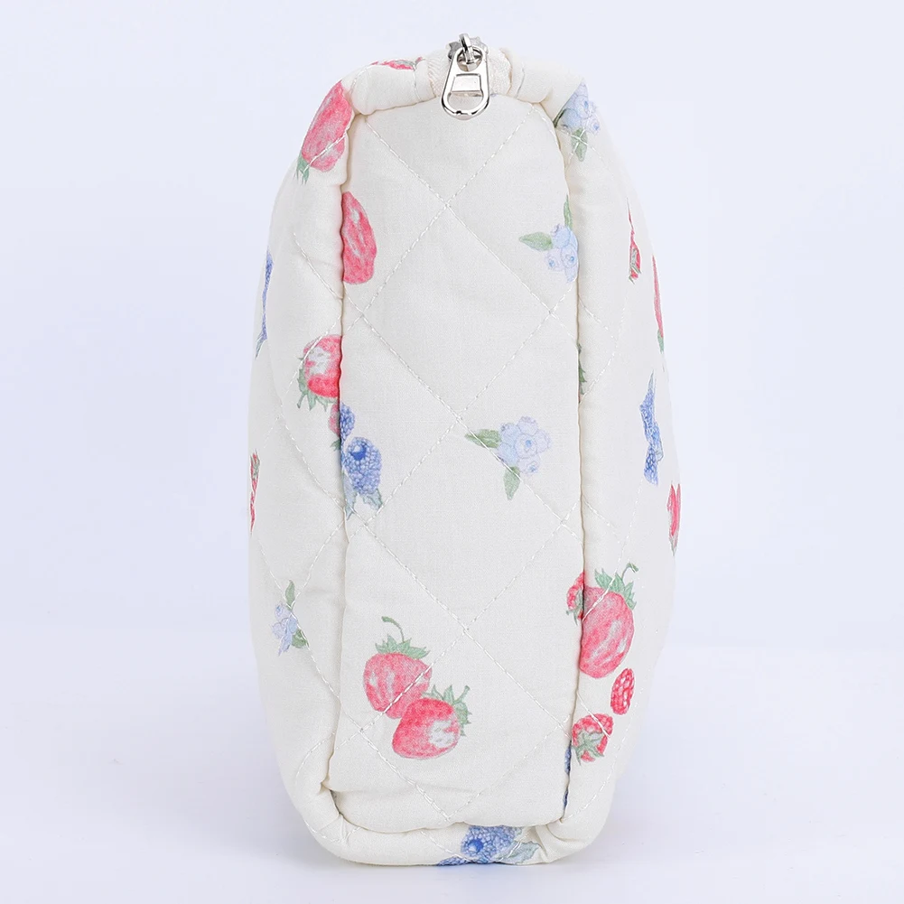 3Pcs Adorable Padding Skincare Pouch Large Capacity Aesthetic Toiletry Purse Strawberry Print Bathroom Shower Travel Bag