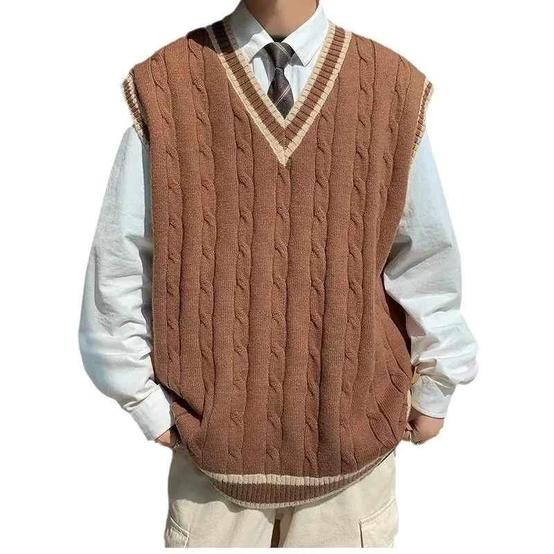 メンズウェア EMBLEM V-NECK KNIT VEST - BROWN Mens Vest Sleeveless V Neck Tops Solid 2025 Lightweight