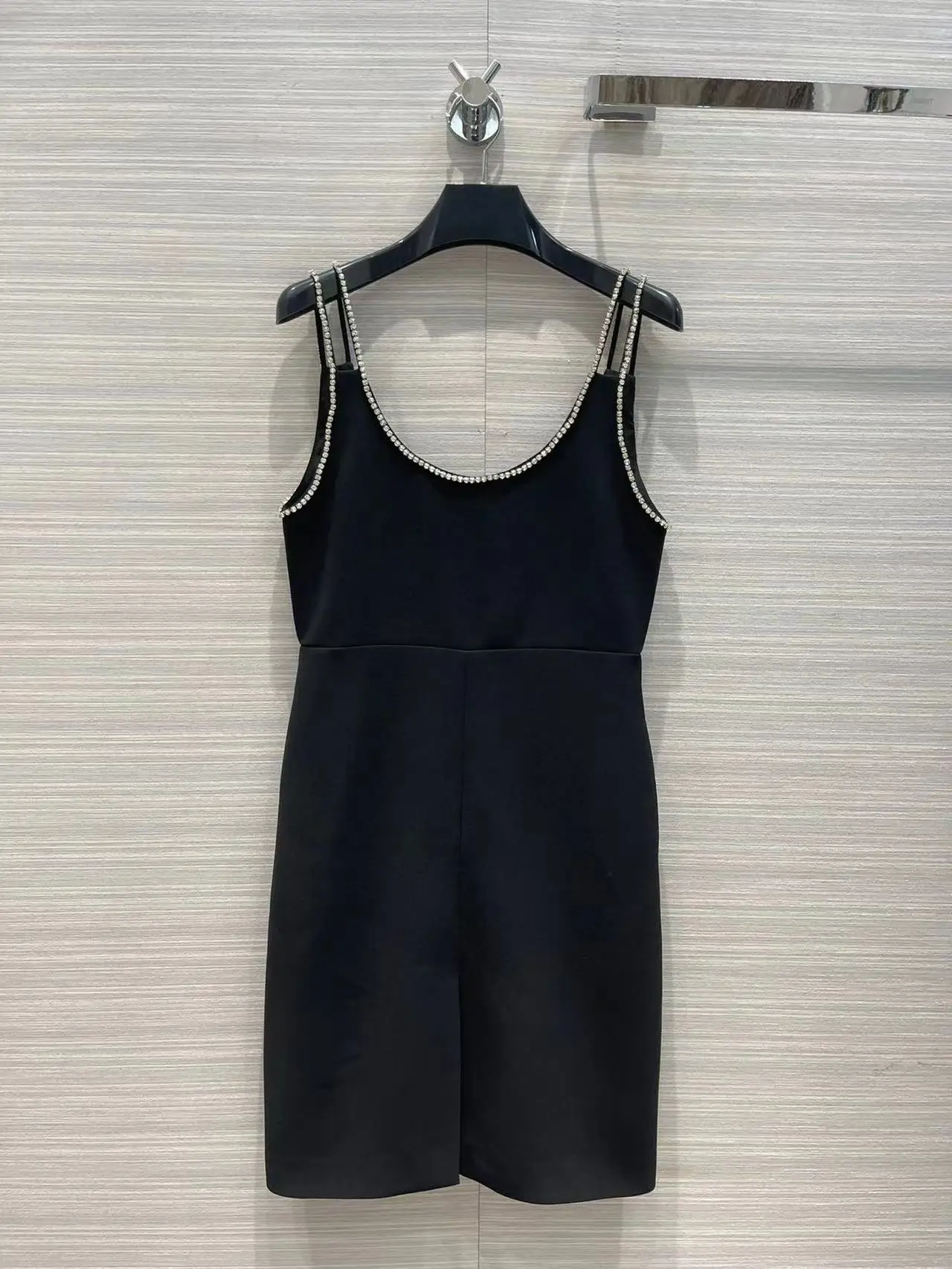 

Runway Fashion Knee-Length Dress 2022 Women Summer Spaghetti Strap Diamonds Black Elegant Party Vacation