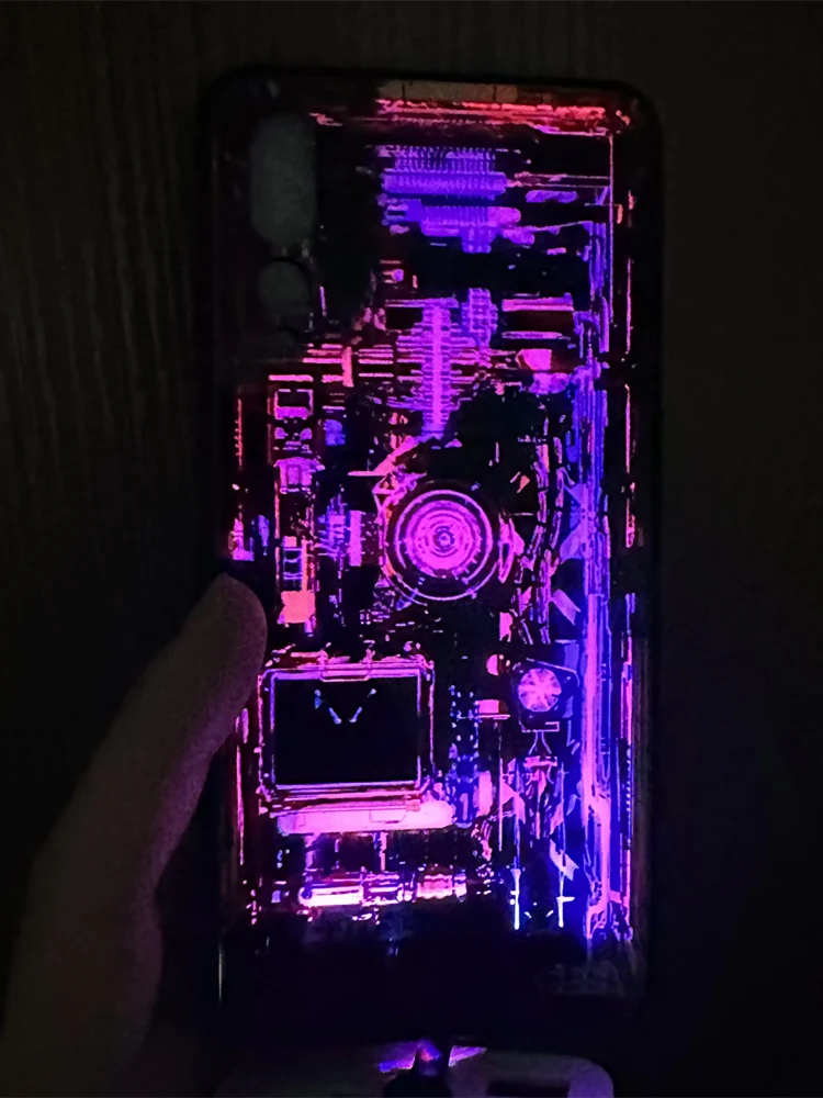 Luxury Circuit LED Light-Up Flash Phone Case with Smart Control