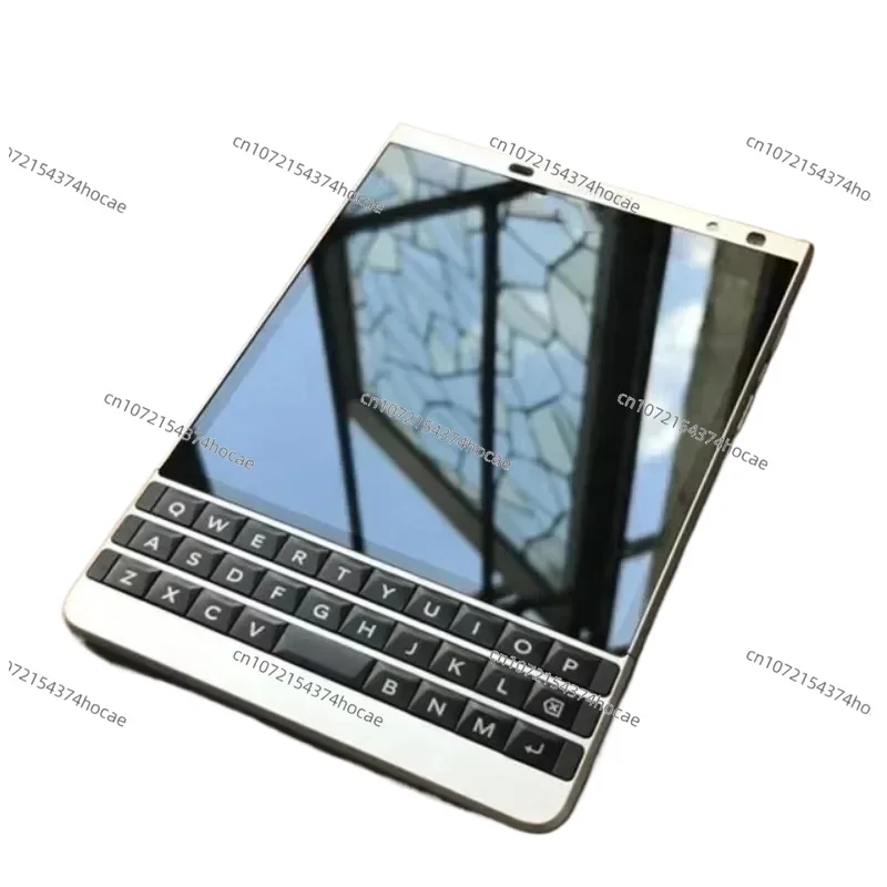 BlackBerry Passport 本体 充電器　イヤホンなし BlackBerry Passport 本体 充電器 イヤホンなし サンワダイレクト本店