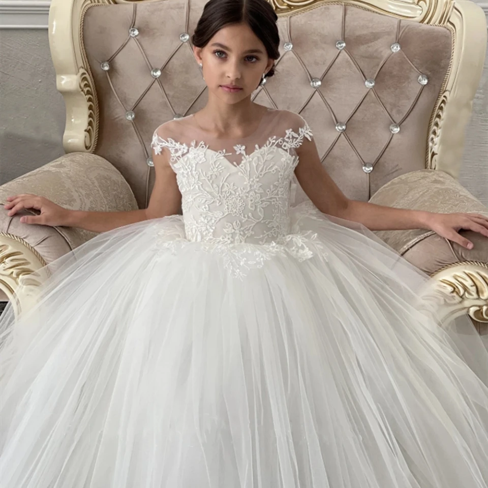 

Girls Pageant Dresses V Neck Lace Appliques Sequins For Birthday First Communion Gown