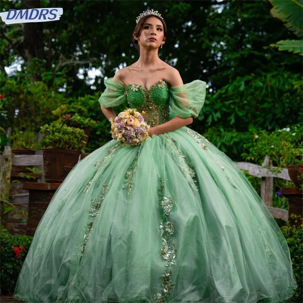 Elegancka błyszcząca księżniczka bez ramion Quinceanera sukienka koronkowa aplikacja kwiatowe koraliki słodka suknia balowa 16 Vestidos De