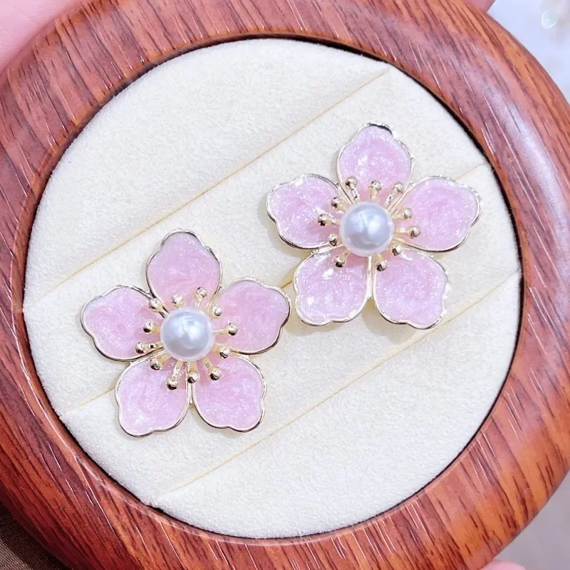 

New Peach Blossom Ear Studs, Ancient Method Oil Dropping Earrings, Daily Hanfu Accessories, Sweet Flowers, Small Design