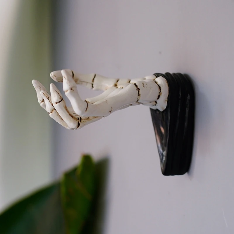 Fashionable Gothics Skeleton Hand Wall Hook Home Accessory for Hanging Keys Bracelets Unique Home Decoration Pieces 5