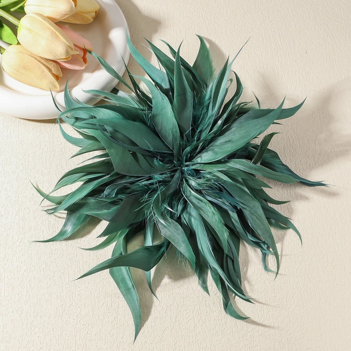 22CM Stylish Large Feather Brooch for Women Luxury Fashion Colorful Lapel Pins Party Weddings Clothing Jewelry Accessories Gift