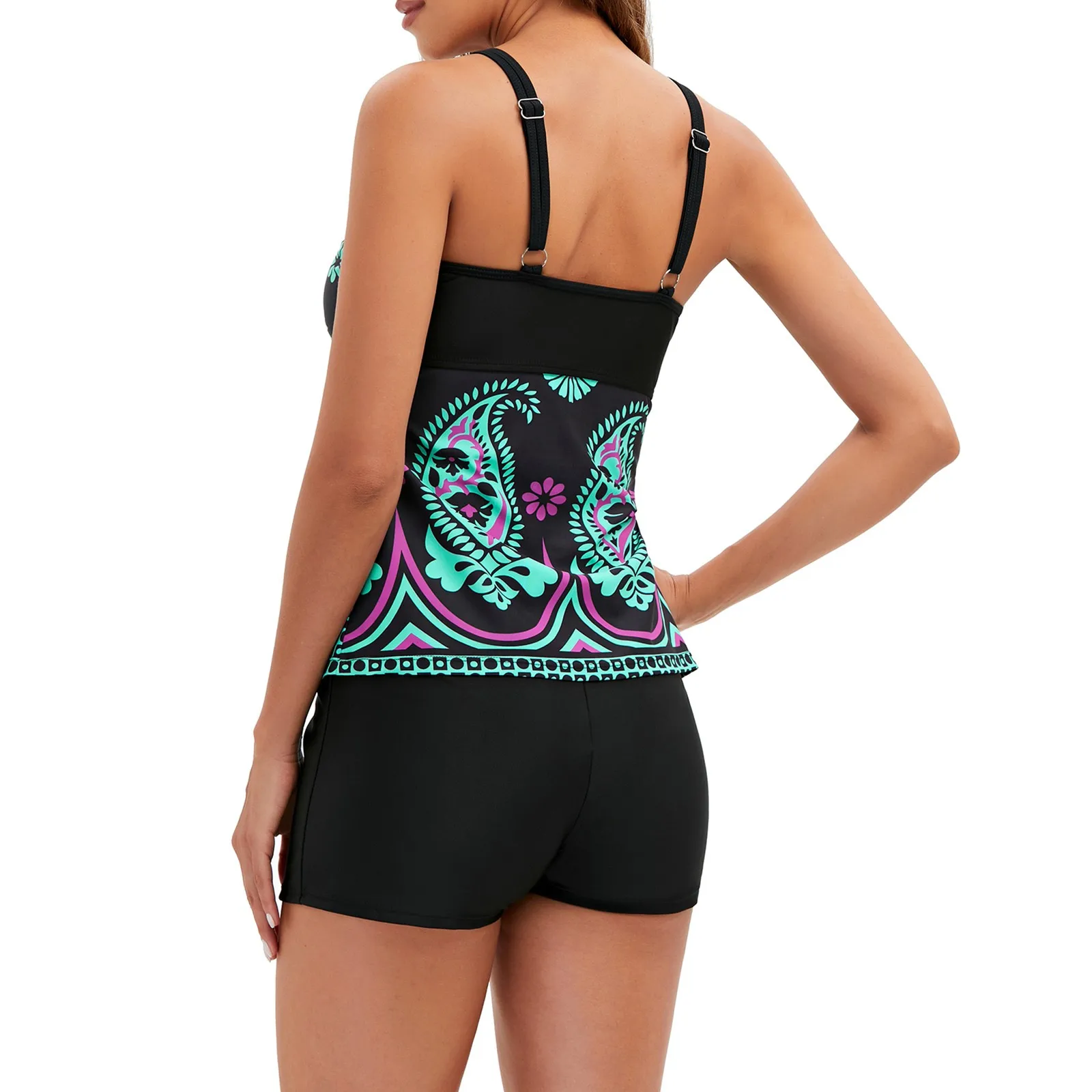 Рисунок 5 - Женские купальники больших размеров