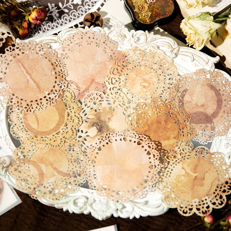 

10Pcs Round Hollow Material Paper Retro Curry lace coffee Memo Collag decoration Notebooks Writing Scrapbook Supplies 130*90MM