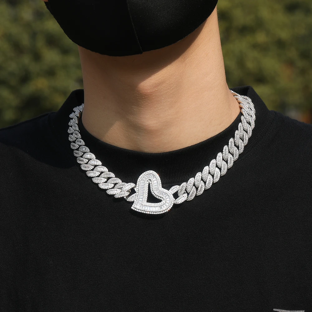 THE BLING KING Big Hollow Hearts Two Colors With 16mm Miami Cuban Necklace Iced Out Baguettecz Chain Fashion Hiphop Jewelry