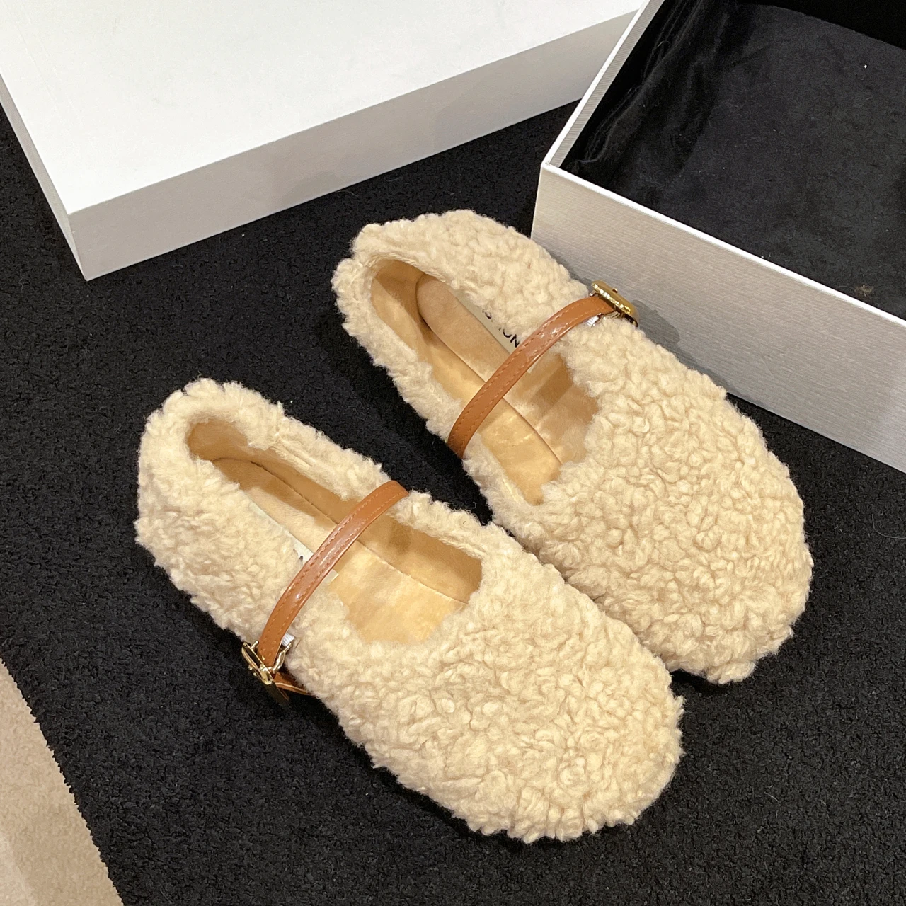 

Туфли женские с закрытым носком, на осень/зиму