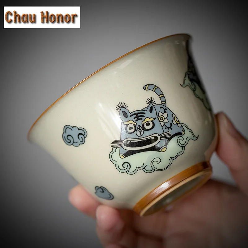 Boutique Tiger Art Ceramic Tea Tureen 150ml Household Honey Glaze Porcelain Gaiwan Teaset Kung Fu Small Tea Cups New Years Gift