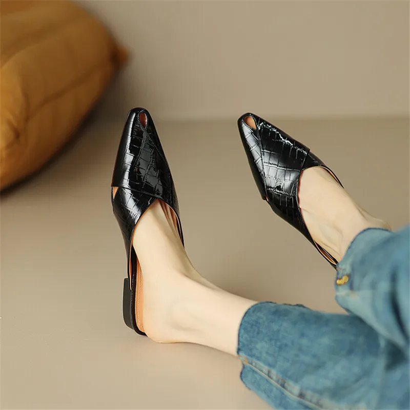 

2023 New Summer Sandals Patent Leather Slippers Concise Muller Shoes Chunky Heels Shoes for Women Zapatos De Mujer Handmade