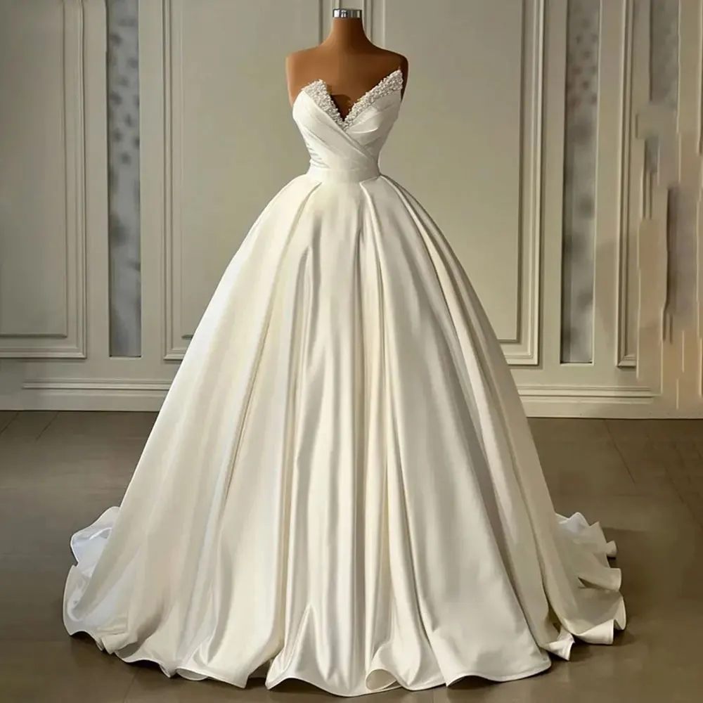 

Sexy A-line Wedding Dresses V-neck Beaded Gorgeous Satin Romantic Off Shoulder Strapless Fluffy Princess Style Ivory Bridal Gown