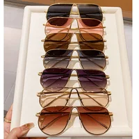 Nouvelle marque de mode lunettes de soleil carrées surdimensionnées pour femmes vintage alliage dégradé lunettes de soleil élégantes dames sexy conduite nuances 6