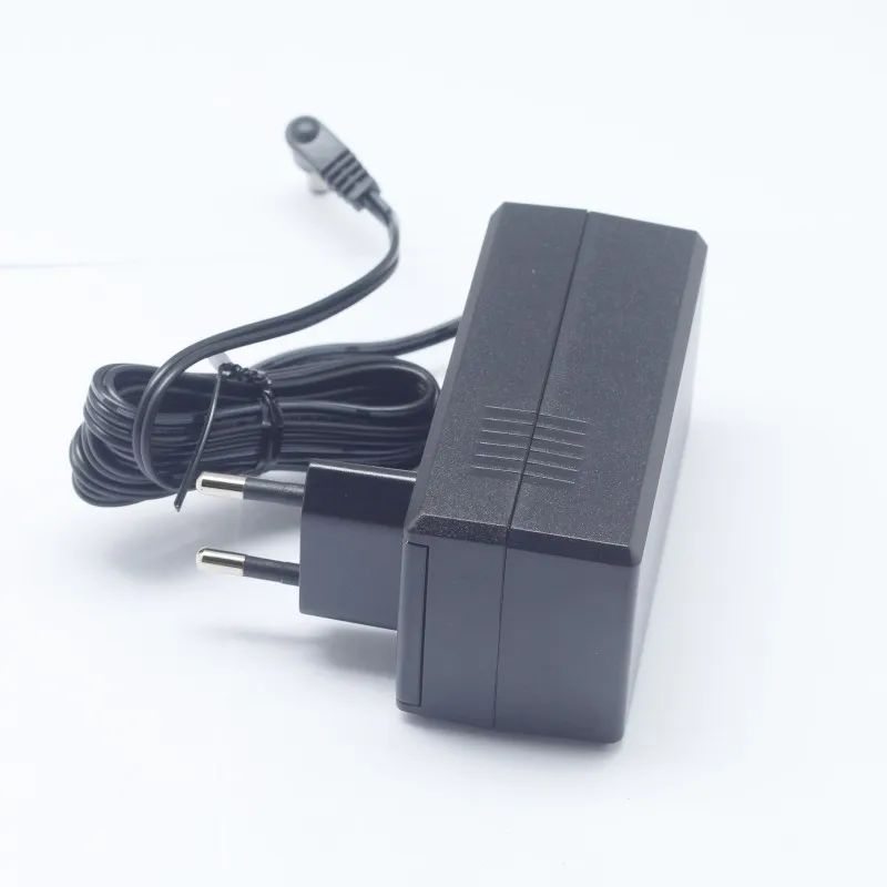  TV   CD ÷̾  , Ʈ 5700 108 001, 12V--1500MA, ܰ 5.5mm