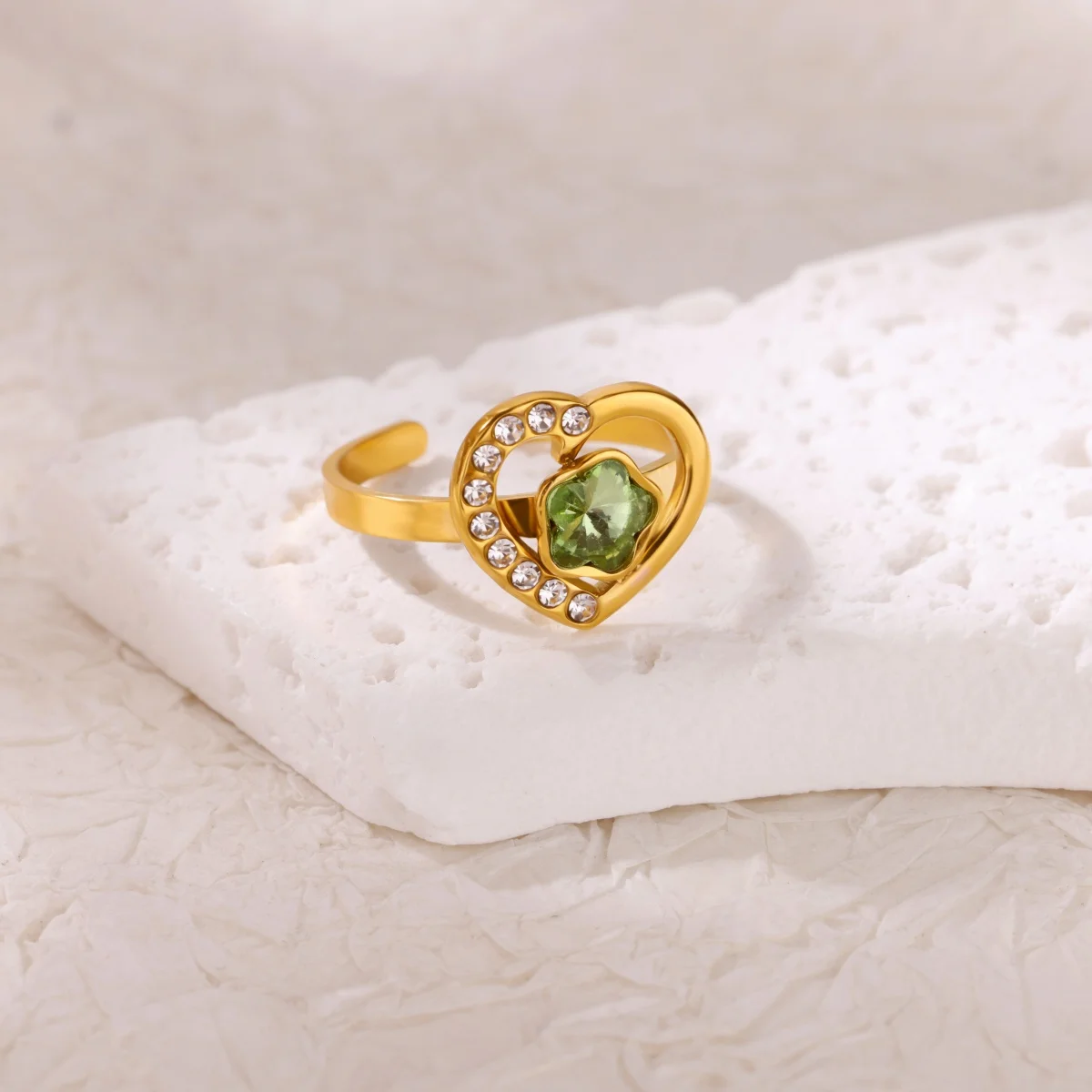 Zircon Ring Last Finger