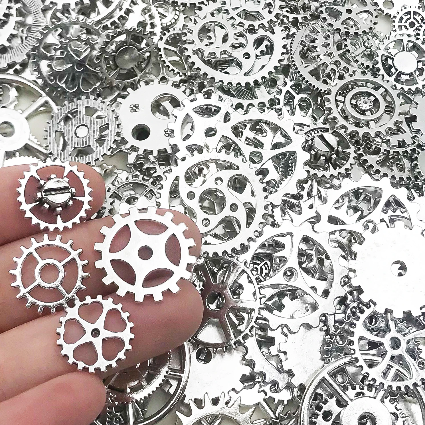 Randomly Mix (About 30/50g) Mix Size Metal Mechanical Steampunk Cogs Gears Charms Pendant For DIY Jewelry Making Accessories