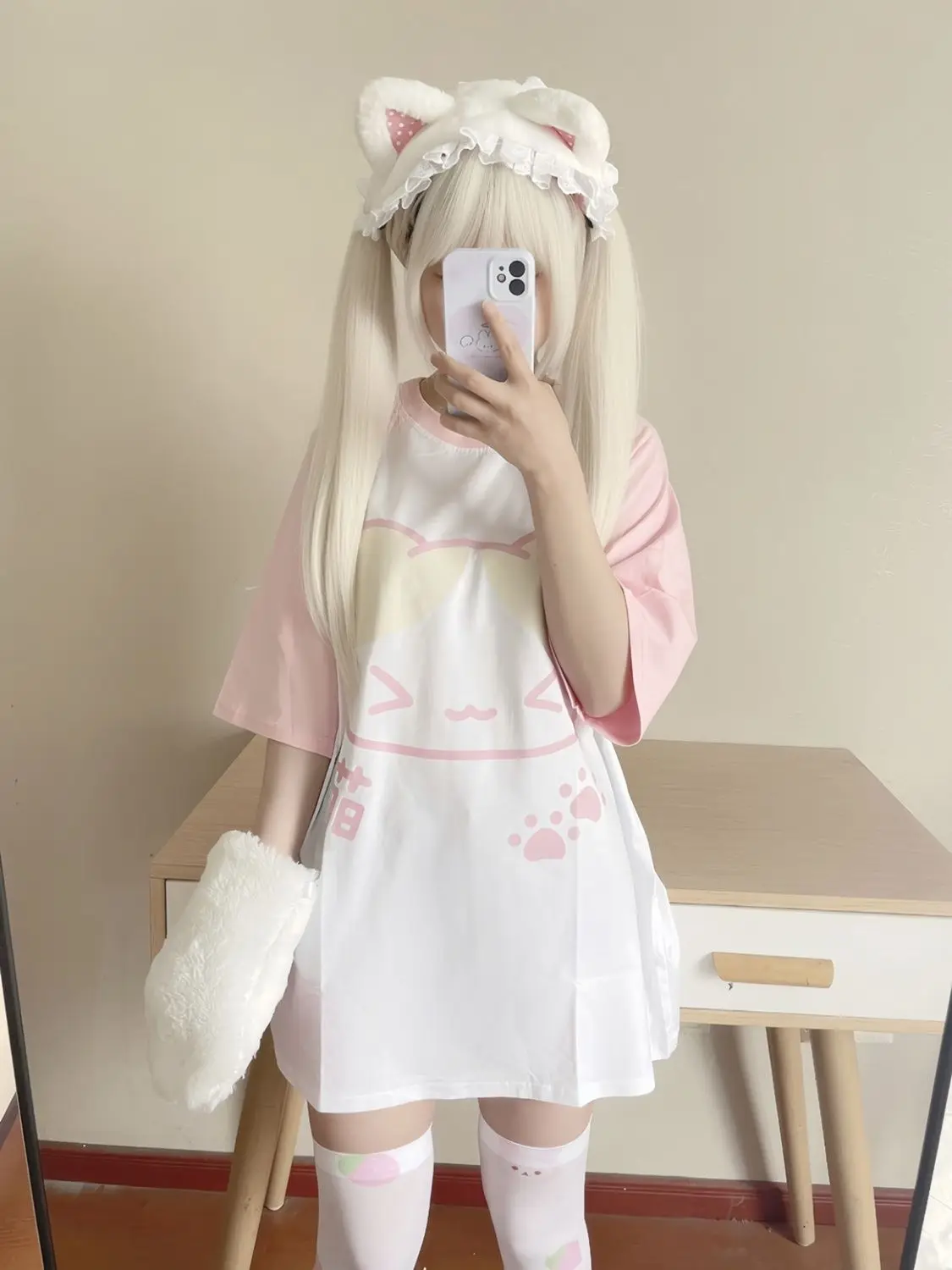 AEAE★韓国★人気★男女兼用★FRIENDSHIP T-SHIRTS [WHITE] ユニセックス 男女兼用ゆったり ネクタイ付き ゼブラ柄 切り替え