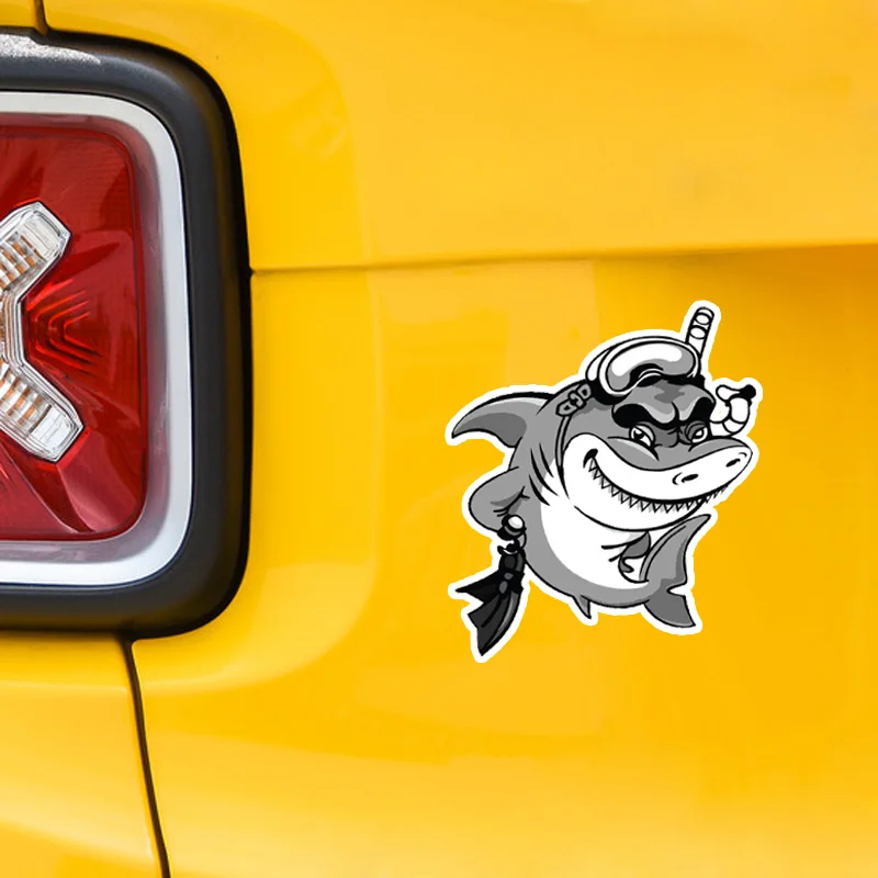 Рисунок 2 - Интересная наклейка на автомобиль