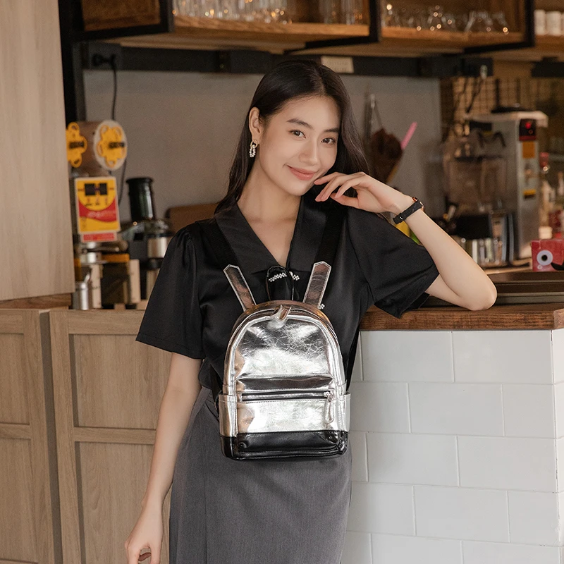 Small Silver Backpack for Women 2024 New Fashion Texture Women's Handheld Book Bag Versatile Soft Leather Backpack 3