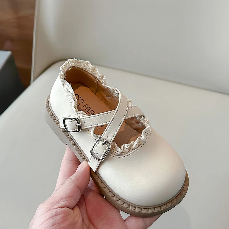 Fashion Princess Shoes for Girls Children Cross Strap PU Leather Flats Baby Girls Lace Lotus Edge Trendy Mary Jane Dress Shoes 3