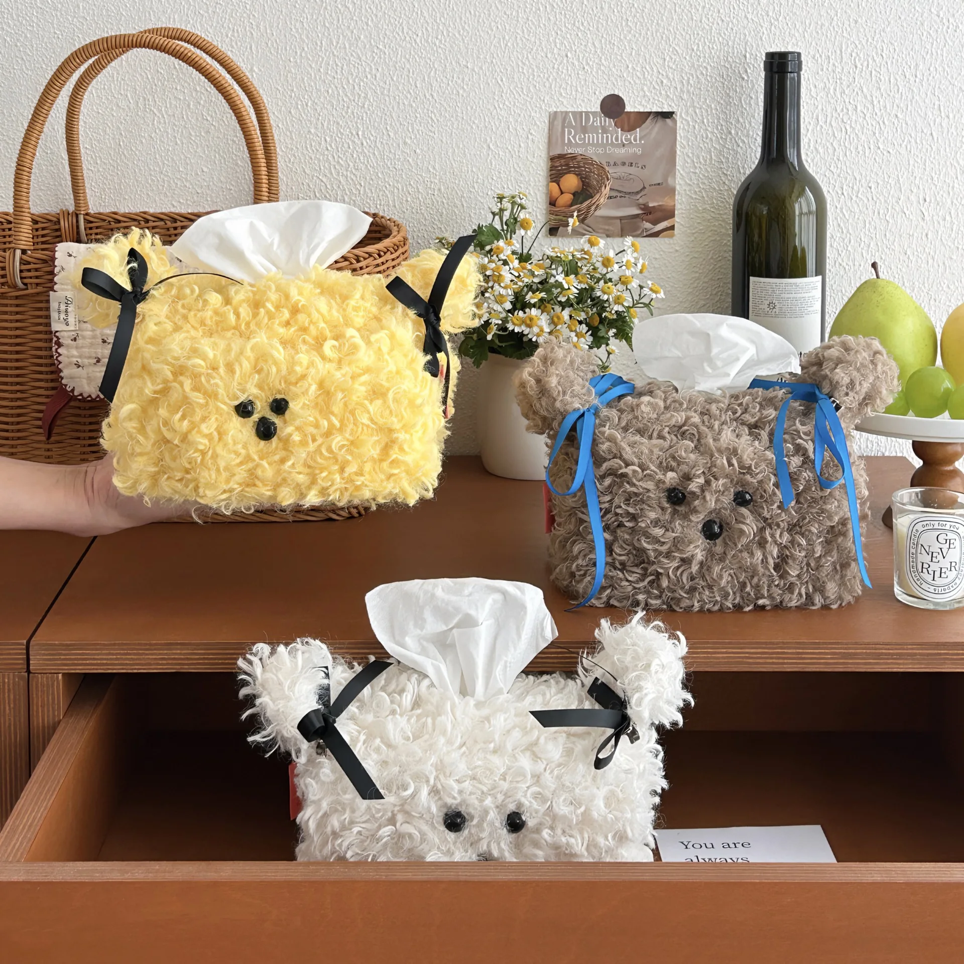 Cute Plush Dog Tissue Box Creative Drawing Paper Box Dormitory Women's Home Living Room Desktop Tissue tissue dispenser tissue box