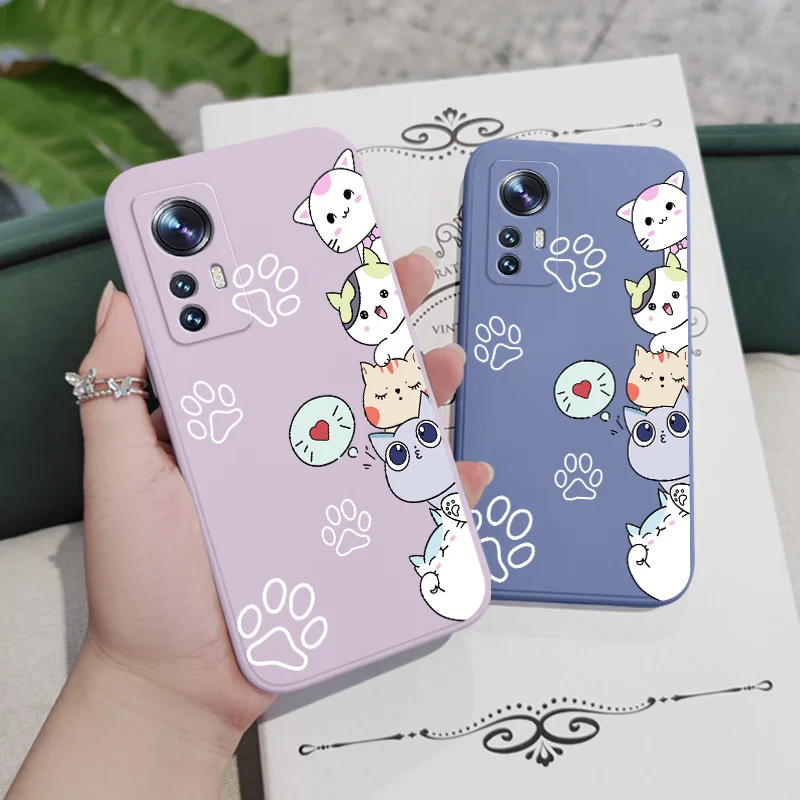 Adorable Stacking Cats Liquid Silicone Phone Case