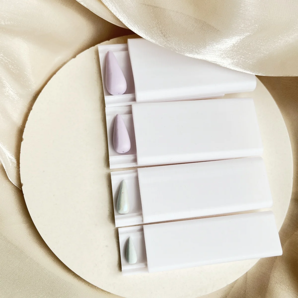 clay water drop shaped bead roller 4