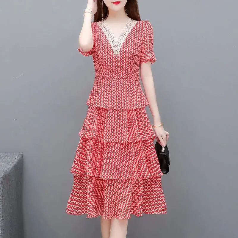 

Fashion V-Neck Printed Spliced Ruffles Party Dress Women's Clothing 2024 Summer New Loose Office Lady Flare Sleeve Vintage Dress