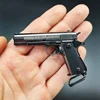 2024 1:3 Alloy Mini M1911 Pistol Miniature Gun Model Assemblable Toy Gun Keychain Backpack Pendant Decoration Gift Toy Boy 1