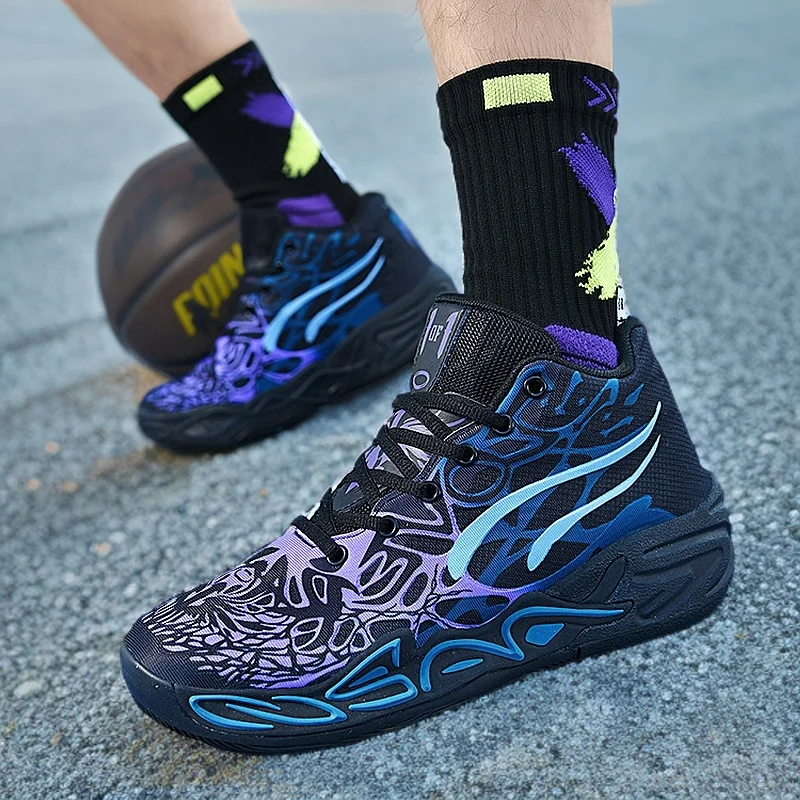 Comfortable, wear-resistant, casual and lightweight sneakers for