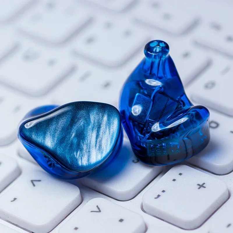 【中華イヤホン】GS AUDIO ST10 10BA GS AUDIO ST10 In-Ear Earphone 10BA Hybrid Driver HiFi with 0.78