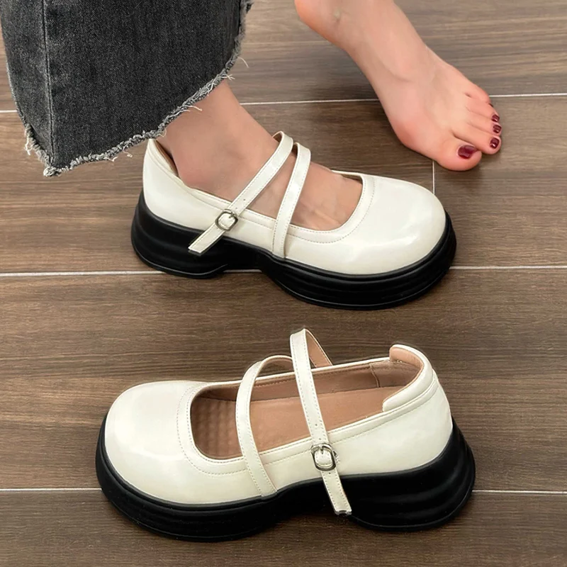 Spring Autumn Womens Shoes Platform Chunky Patent Leather Pumps Woman Ankle Strap Thick Bottom Dress Shoes Ladies English Style