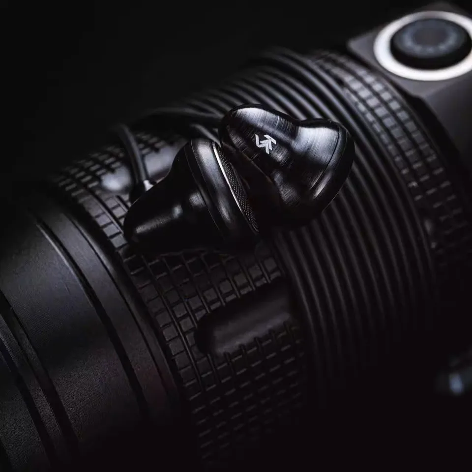 Ksearphone Bell-LB 3.5mm イヤホン 15mm ダイナミックドライバー イヤホン ヘッドセット フラットイヤープラグ HiFi イヤホン (Bell-LB-S) Temperament&frasl;Ksearphone Little Black Bell X15 In Ear Earphone 15mm