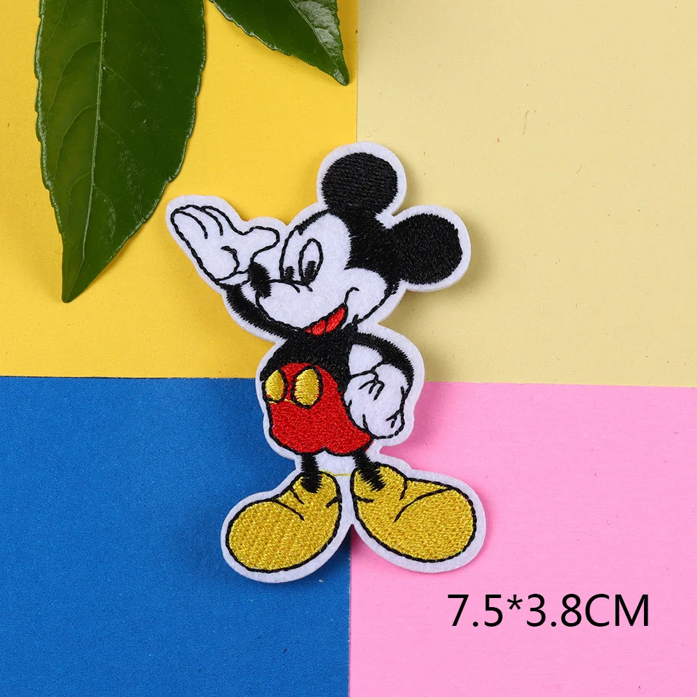 Cartoon Mickey  Minnie Mouse  Cloth Paste Minnie Couple Clothes Decoration Iron on Patches Embroidery Patches for Clothing 