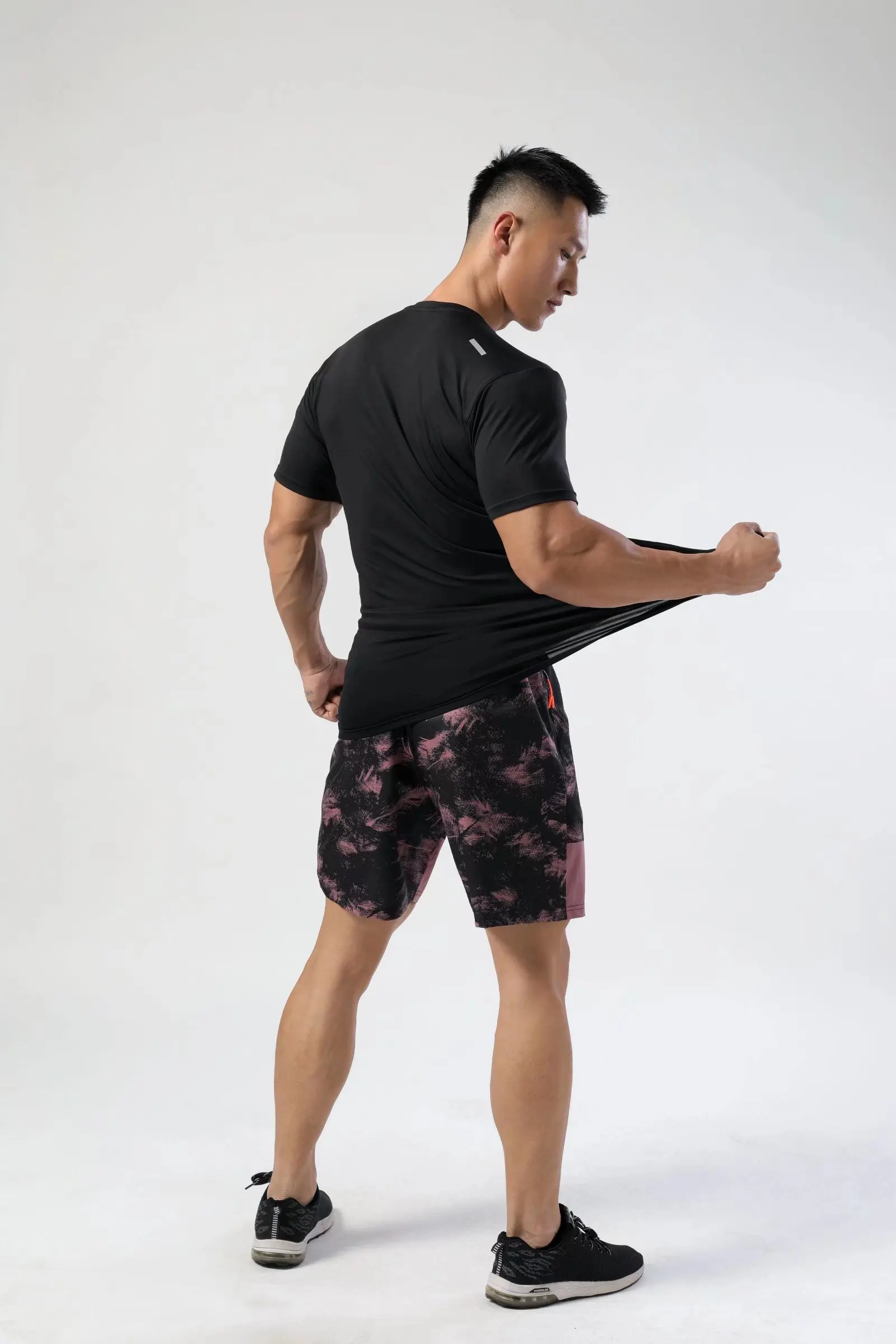 Summer Compression Breathable Short Sleeve Men Running Fitness Tshirt Elastic Quick Dry Sports Bodybuilding Training Shirts