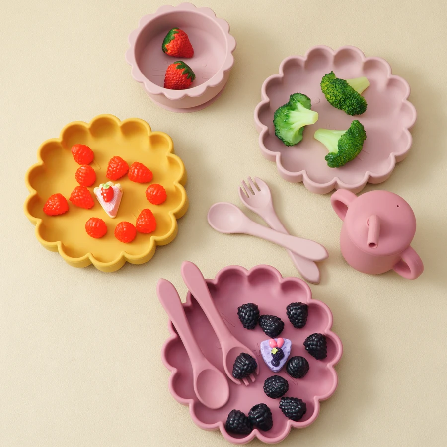 Silicone Feeding Set Color Kids BPA Free Silicone Baby Feeding Set 4Pcs Cartoon Shape Sucker Diishes Plate Suction Bowl Feeding Spoon Fork Sippy Cup Silicone Meal Set Baby Tableware Set
