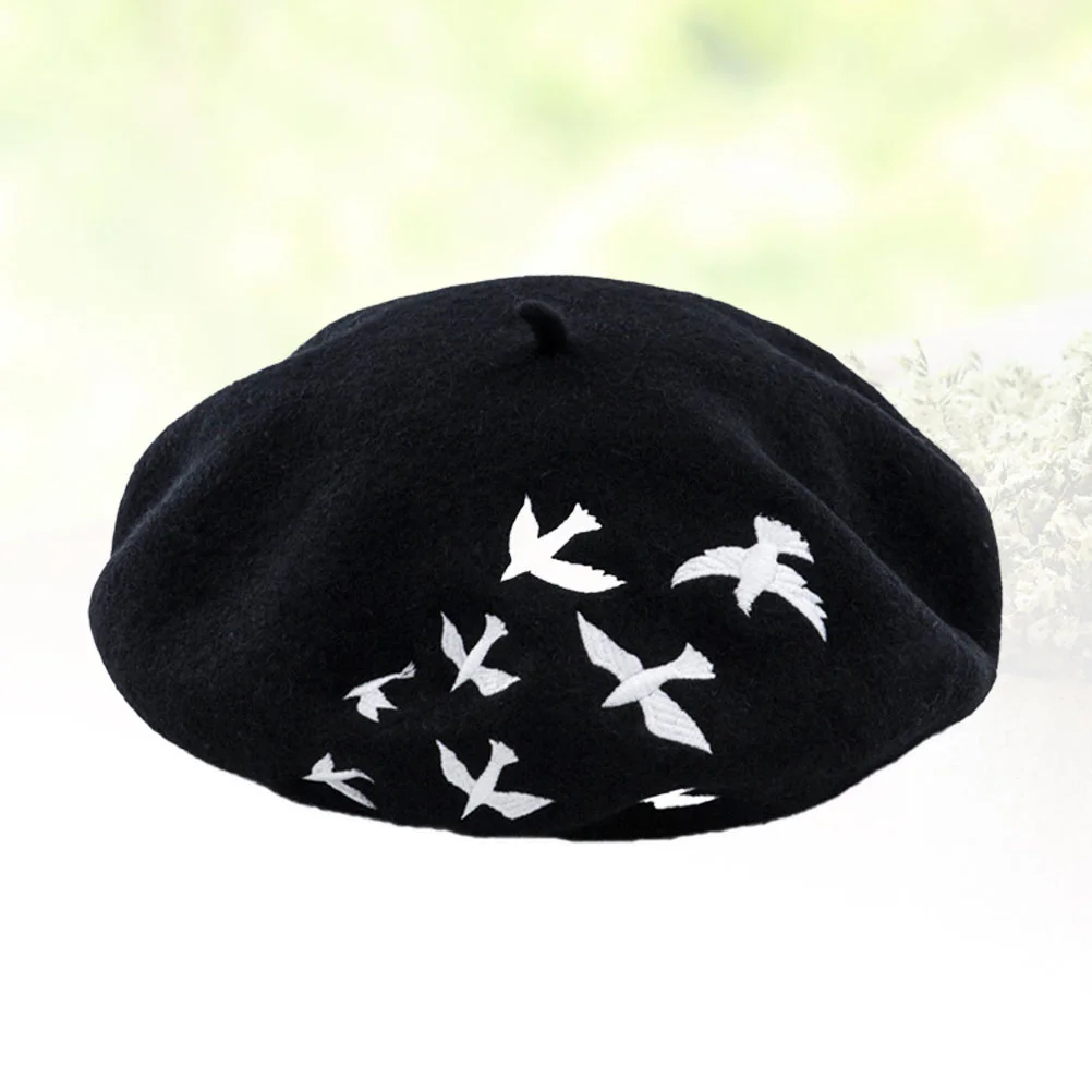

Embroidery Bird Woolen Beret for French Style Warm Beanie Cap Vintage Artist Painter Hat