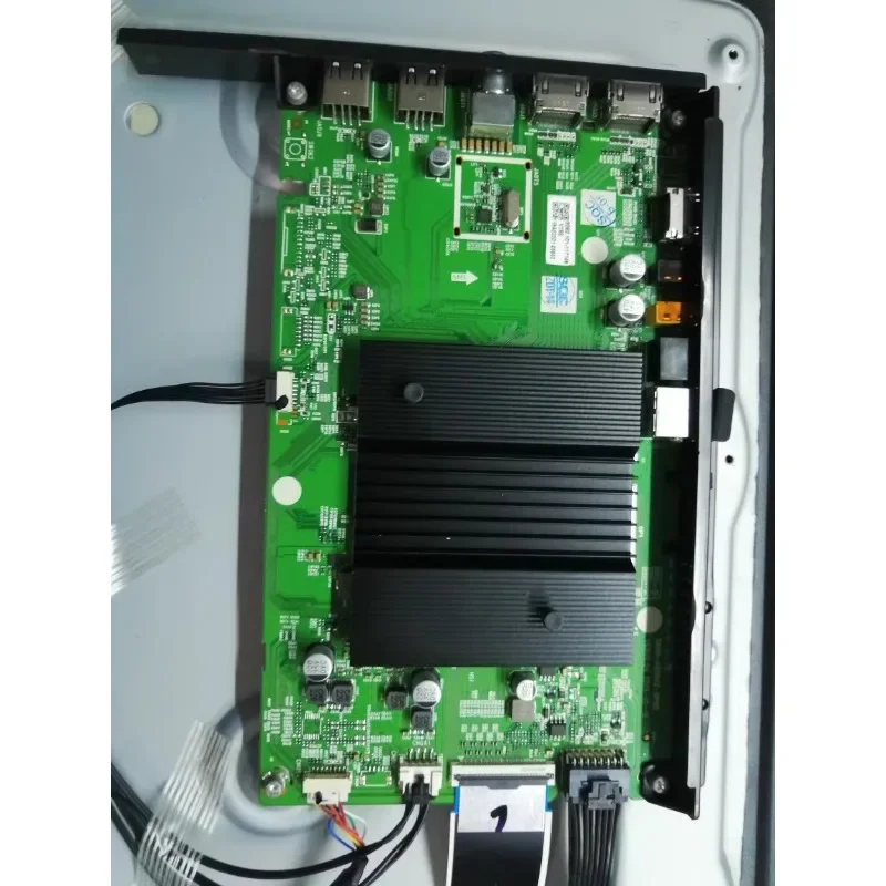 

TH-65GX580C Mainboard 5800-A9s60z-0p00 Screen Sdl650wy (LD0-F0E)