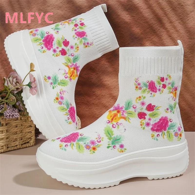 Large Knitted Breathable Sports Casual Shoes for Women New Lightweight Soft Sole Non slip Socks Shoes for Women's Single Shoes