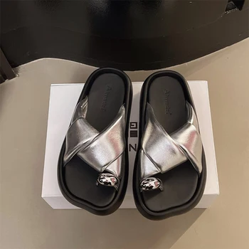 Women's Platform Thick-Soled Slippers for Outdoor Wear, 2026 Summer New Style, High-End Fashion Slip-On Trendy French Beach Sandals 1