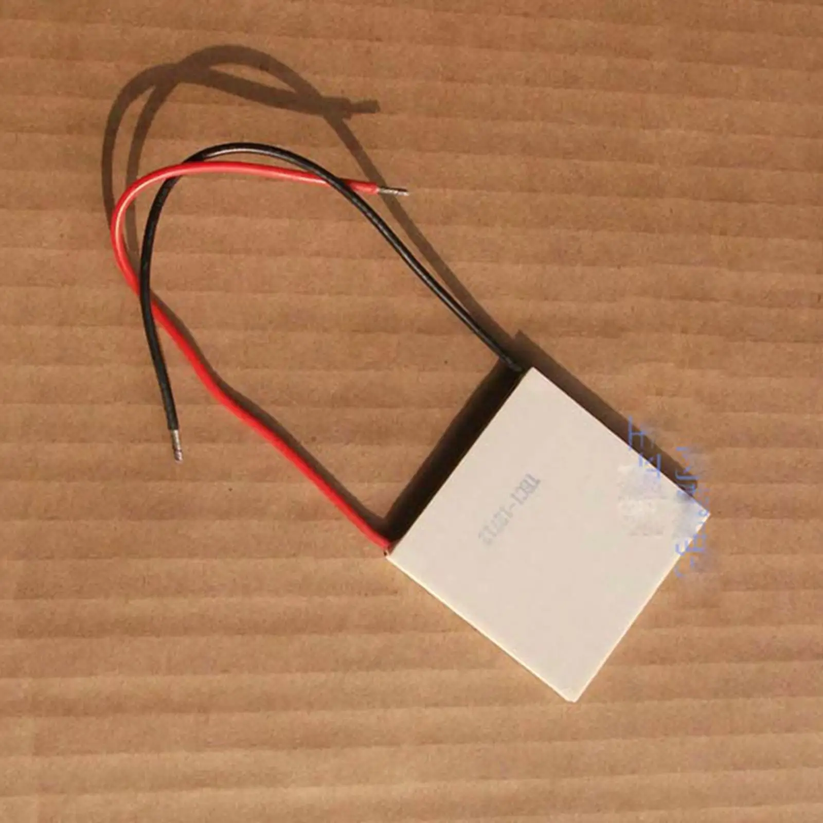 Thermoelectric Cooler Peltier Heatsink 50x50x4.0mm 12A 15V 102W TEC1-12712