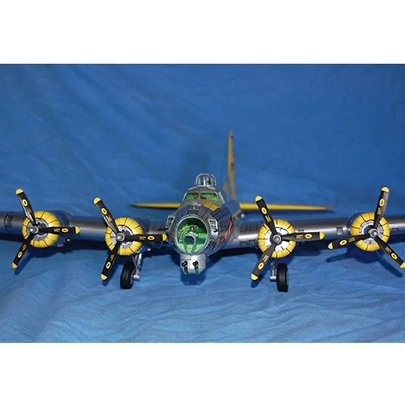 1:47 66cm x 48cm B-17G 1:47 Flying Fortress Bomber Paper model aircraft Handmade DIY children's gift